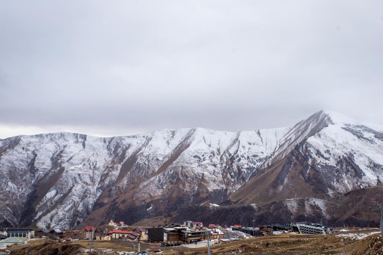 Valley And Mountain View, Twins, With Hot Water Gudauri Kültér fotó